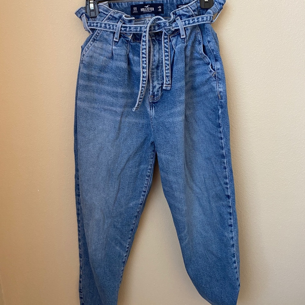 Hollister tied mom jeans, size 13